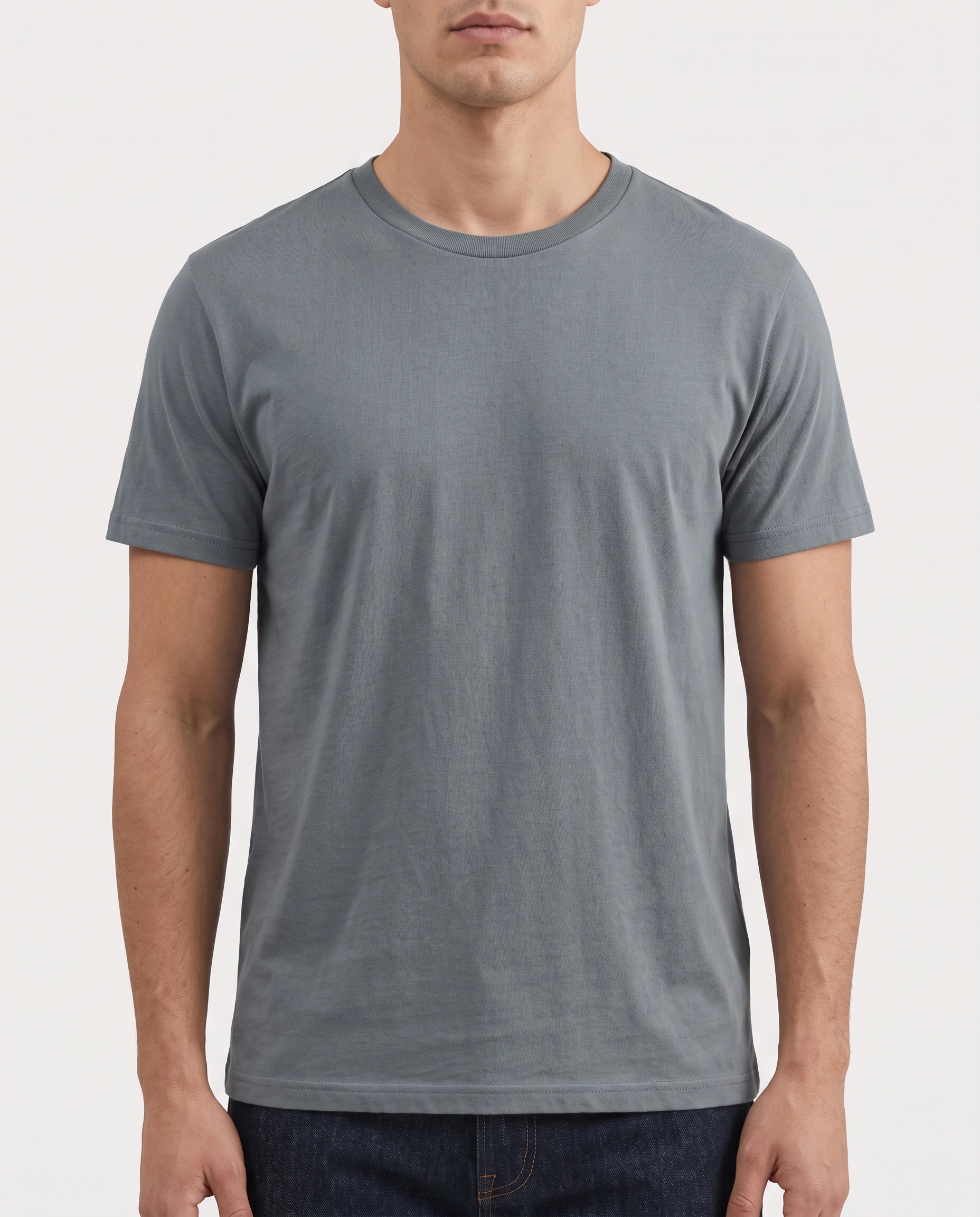 Playera Regular Hombre 150 · Gris Acero (vista alternativa)